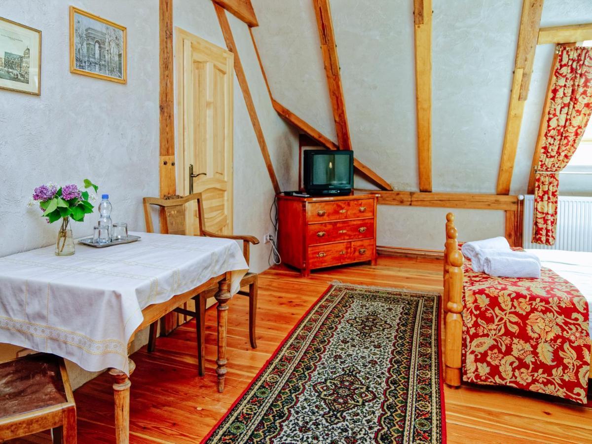 Bed and Breakfast Palac Pensjonat Ptaszynka Грыфице Экстерьер фото